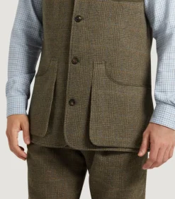 Men'S Tweed High Collar Sporting Vest In Morlich